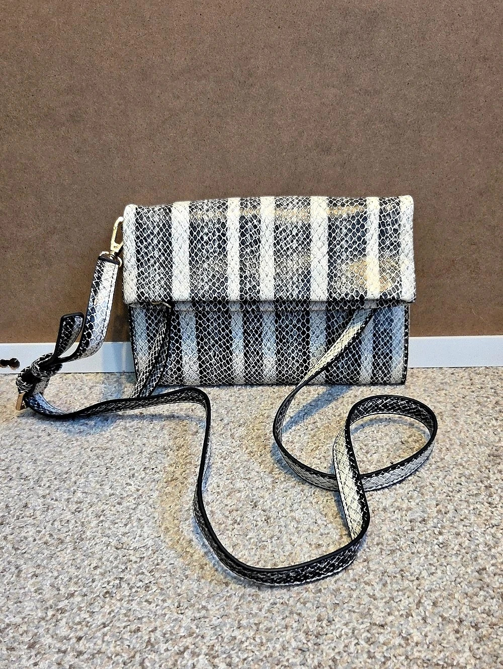Urban Expressions Snakeskin Embossed Crossbody in Black & White